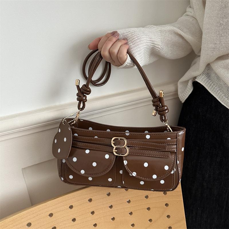 Sac à main rétro grande capacité à pois Boucle métallique Sacs bandoulière en cuir Sacs d'aisselle mode Avec pendentif