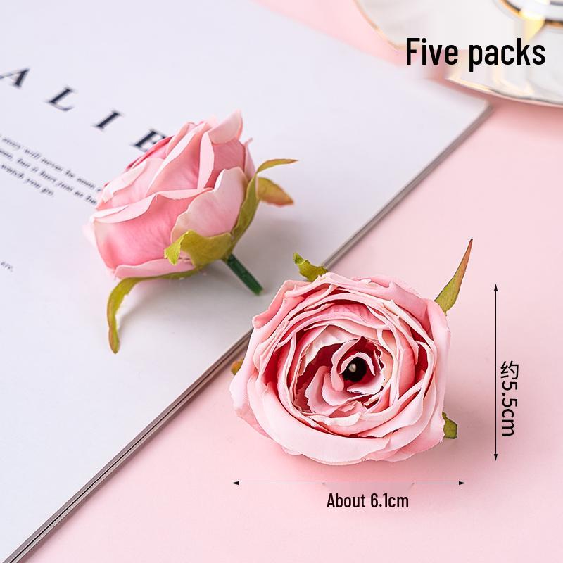 Valentine's Day Celebrity Bouquet: Fresh Flowers, Cake Decoration, Tissue & Transparent Wrapping Paper.