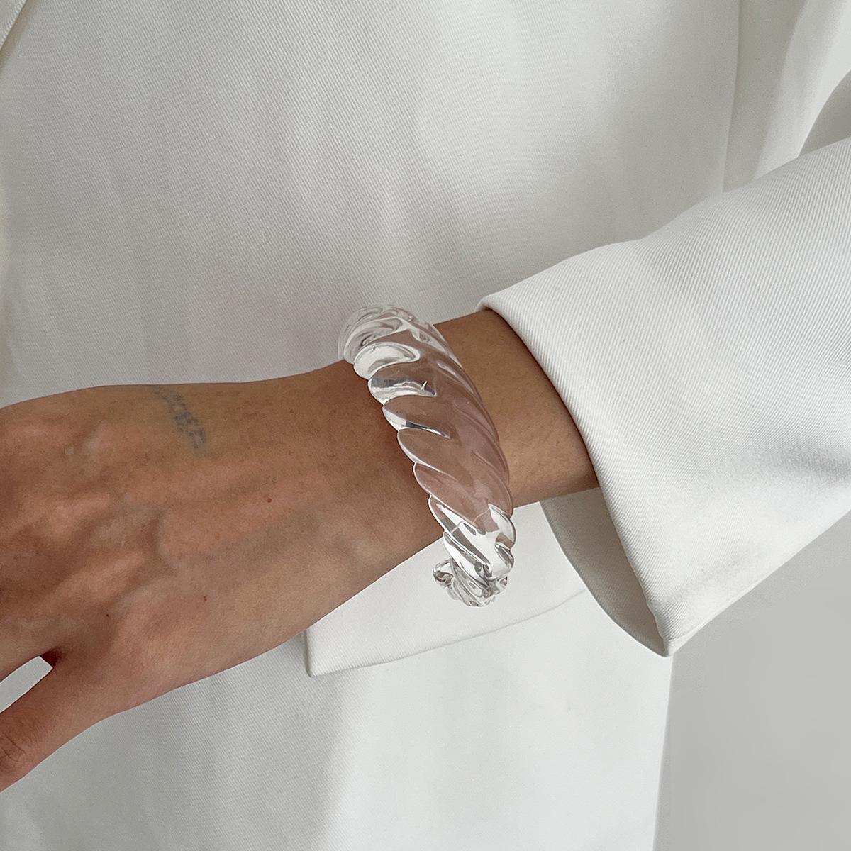 

3 Style Exaggerated Irregularity Thick Acrylic Bangles Punk Retro Boho Splicing Elastic Rope Resin Bracelets Jewelry for Women