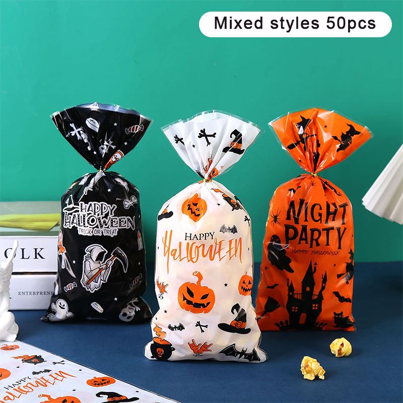 50Pcs  Halloween Candy Bag Pumpkin Halloween Gift Bags Plastic Treat Packing Bags Halloween Party Decoration Supplies