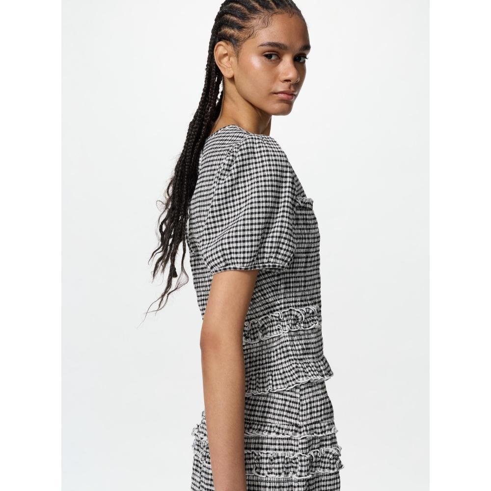 Uniqlo Japan Shirring Volume Sleeve T