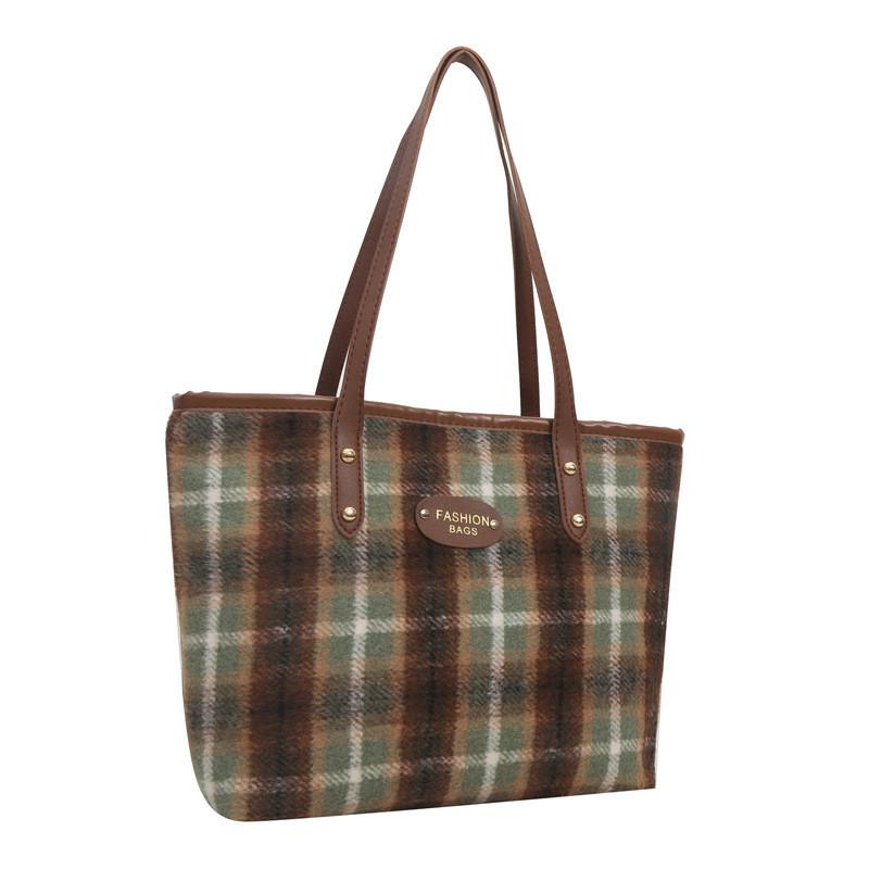 Large Capacity Stylish Plaid Single Shoulder Tote Bag For Women In 2023 Winter