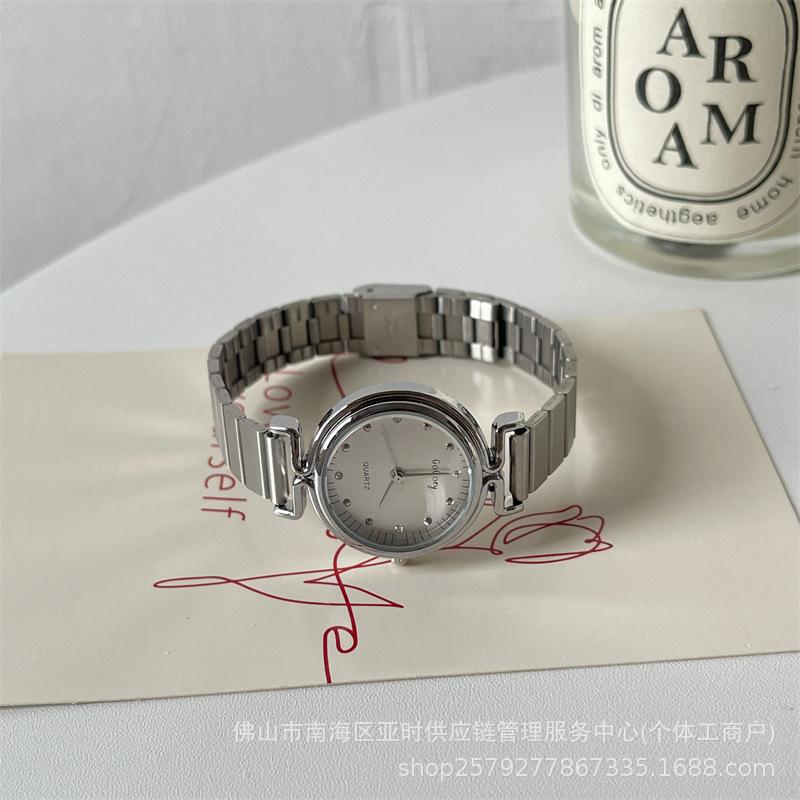 Retro Simple And Fashionable Bamboo Joint With Women S Watch Casual Versatile Quartz Watch Student Chain Niche Design серебряный