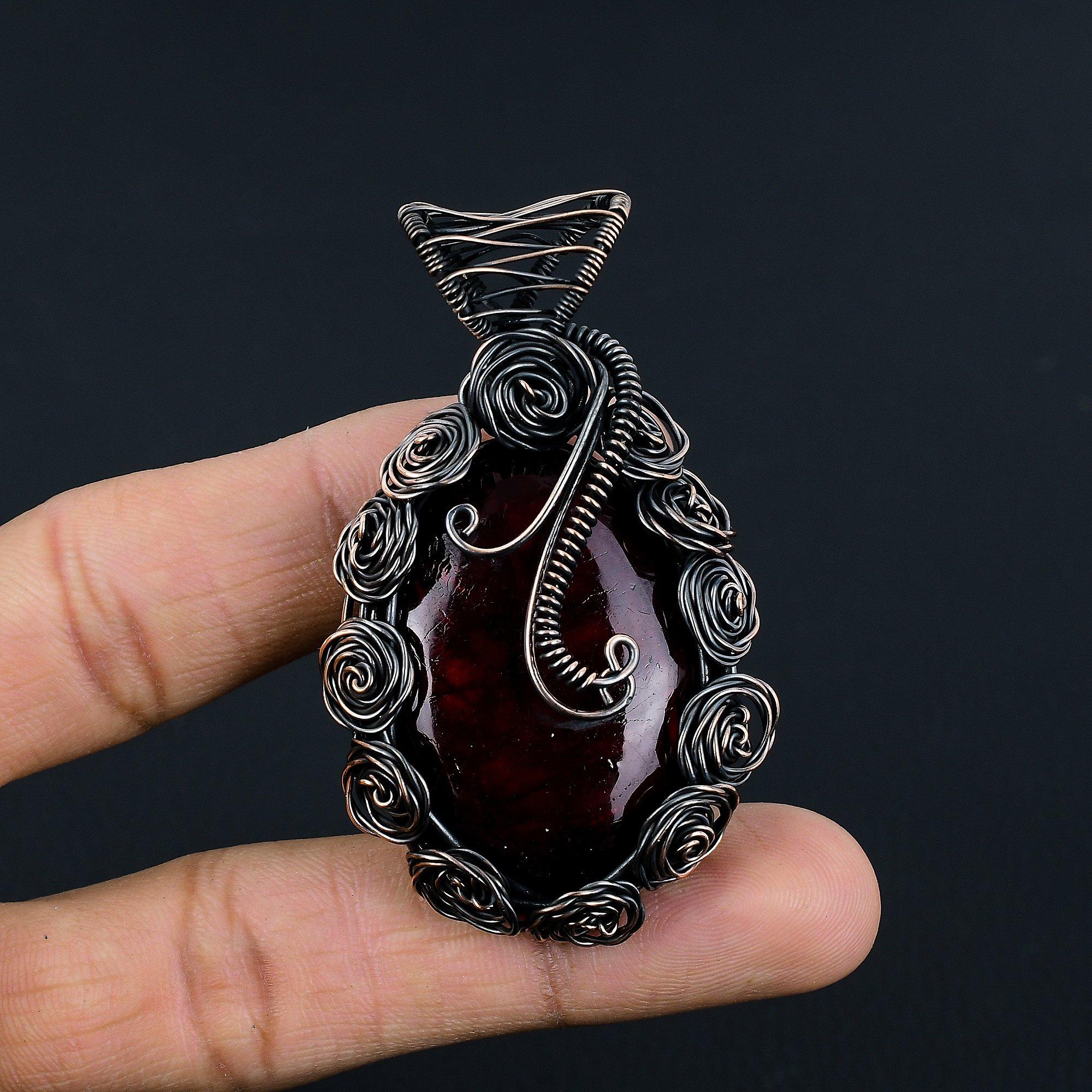 

Подвеска из красного лабрадорита, украшение, обернутое медной проволокой 999 пробы, подвеска с драгоценным камнем, ювелирное изделие ручной работы, свадебный подарок 2.55 Inches