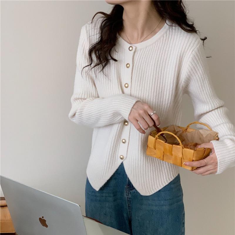 

Irregular temperament crew neck knitted cardigan women s autumn new slim-fitting and thin soft waxy sweater jacket one size fits all