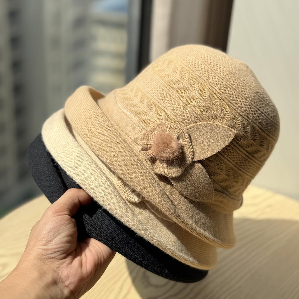Chapeau de Pêcheur Tricoté Dôme Automne et Hiver Version Coréenne Tendance Décontracté Polyvalent Chapeau Bassin Relevé pour Mère Rend le Visage Plus Petit