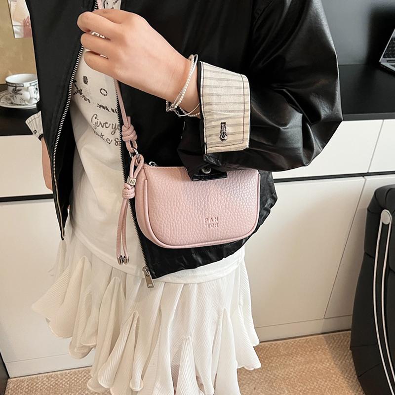 Ladies' Crossbody Bag Fashionable Versatile Solid Color Design Commuting Saddle Bag Casual Shoulder Bag For Women