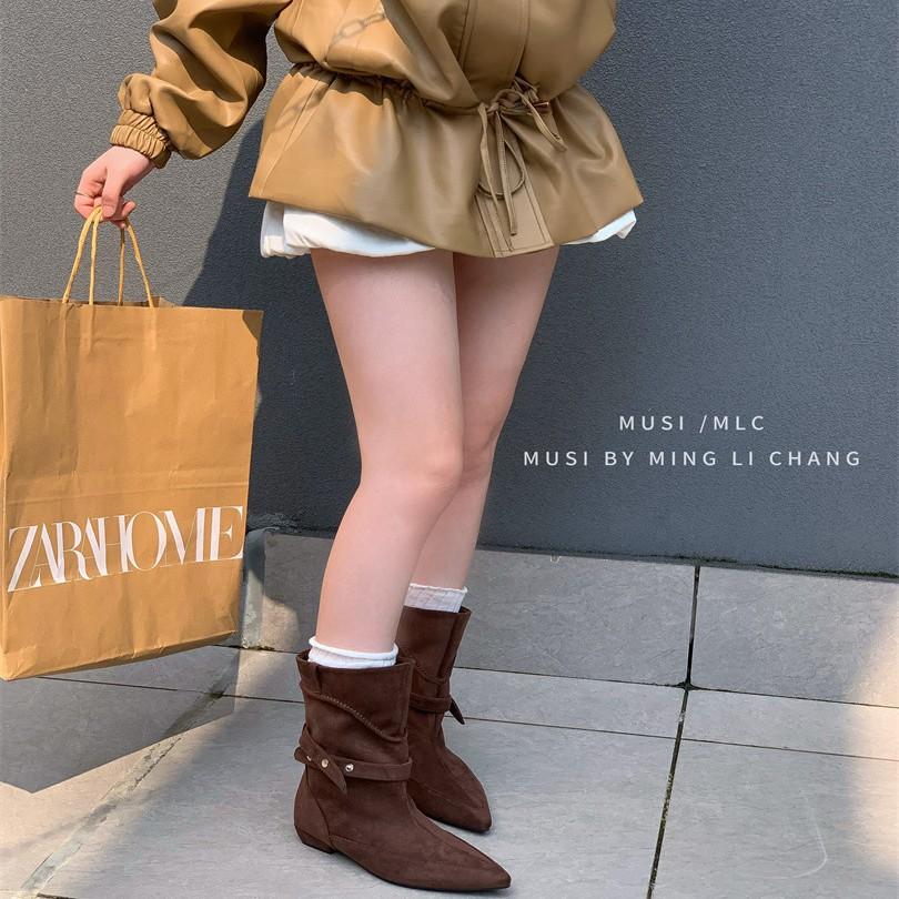 2025 autumn and winter new European and American fashion V-shaped versatile thick heel square head Martin boots retro medium boots short boots wo
