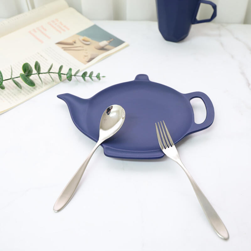 Multi-purpose dessert spoon and fork set (2 pieces)