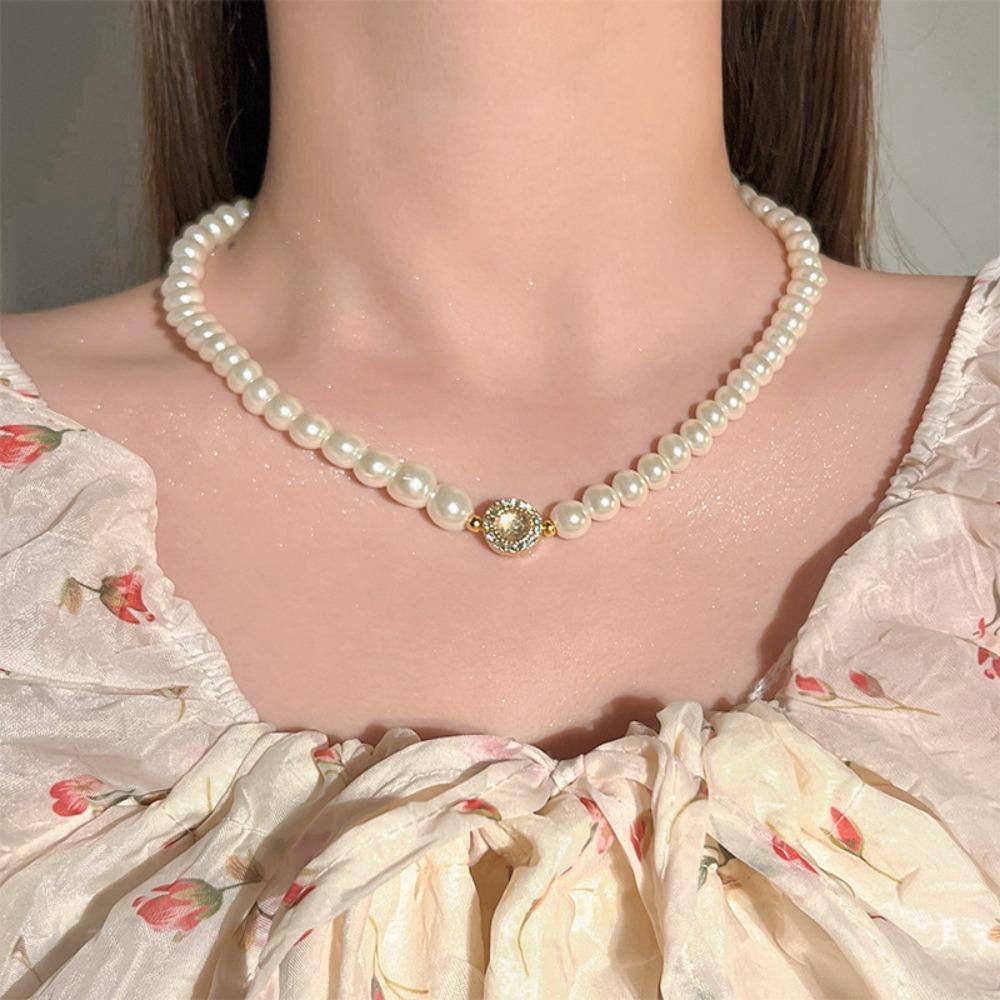 Shijia Pearl Necklace Women's Niche Light Luxury Design High-end Temperament Collarbone Chain Neck Chain Sweater Chain Bead Chain