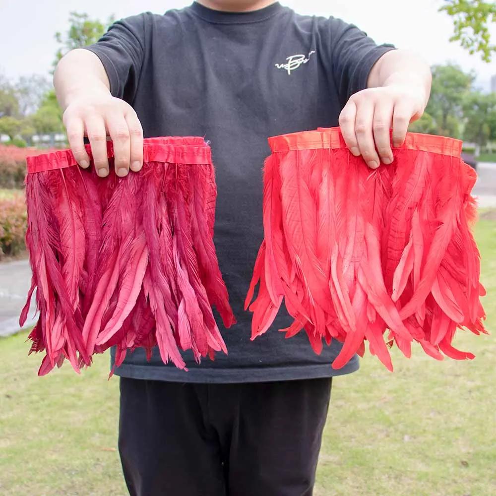 1M Barevné kohoutí ocasní pera Ozdoby DIY Řemesla Karneval Šití Kostým Dekorace Kuřecí Peří Svatba Dámské Šaty 25-30cm