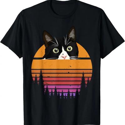 Cat Retro Style - Black Cat Vintage Style - Kitten Cat Lover T-Shirt