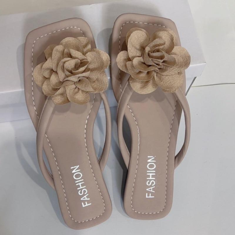 Summer wear retro flower slippers women's new with skirt flat bottom seaside beach sandals