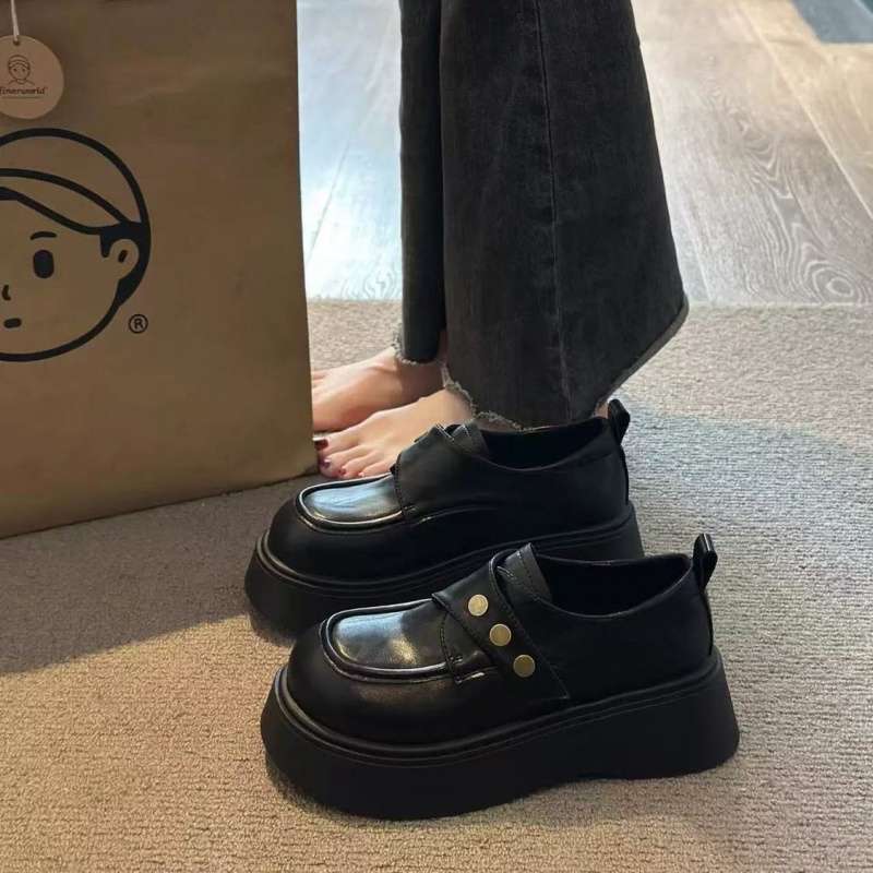 Muffin Platform Velcro Small Leather Shoes Women's 2025 Spring New Small Commuter Shoes British Style Loafers
