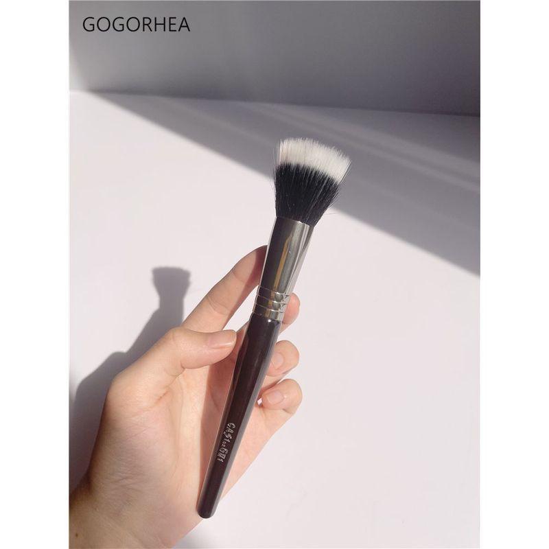Rhea - Duo Fibre Blush Brush with Case