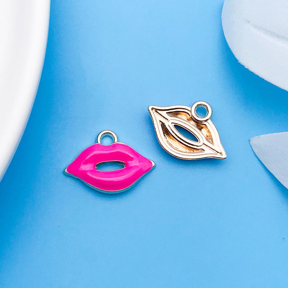 30 Cartoon Alloy Jewelry Pendants: Rose Red Drip Oil for DIY Bracelet and Handbag Accessories