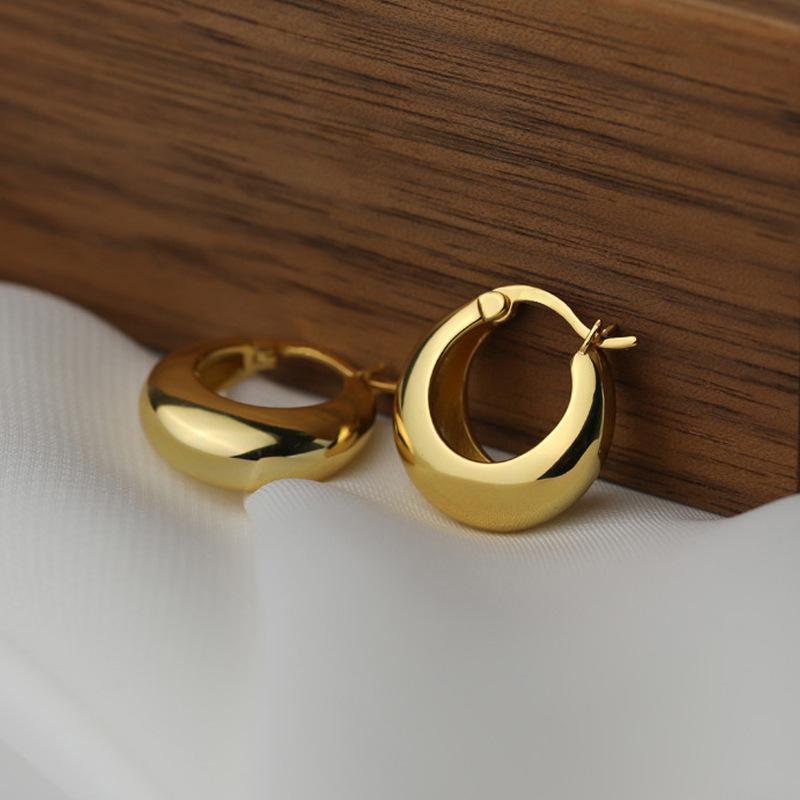 

Fashion, personality, temperament earrings, summer women s high-end earrings