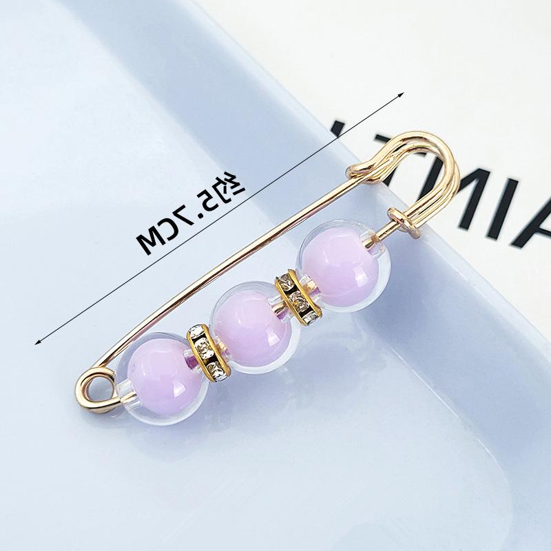 Waist Pin Accessory Brooch for Adjusting Clothing Fit and Preventing Exposure