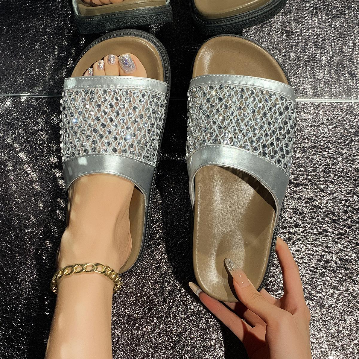 

Fashion 2025 New Women Slippers Summer sexy Sandals Luxury Brand Slippers Lightweight Round Head Shoes Water Diamond Flat Slides Women 42