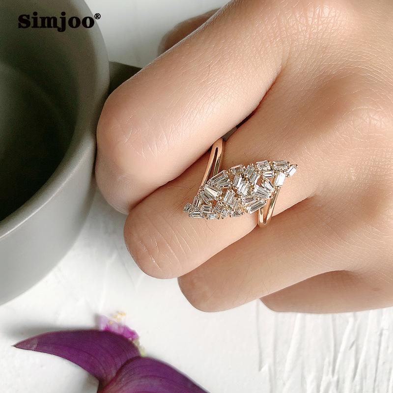 SIMJOO Zirkon Ring für Damen, modischer Roségold-Persönlichkeitsring
