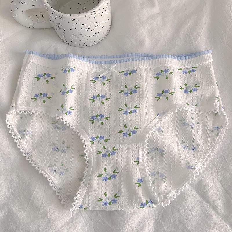 

Women’s Blue Floral Cotton Mid-Rise Triangle Panties Medium 70-95 jin