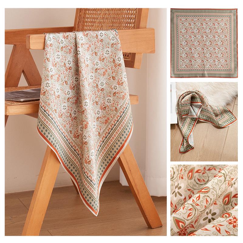 

Элегантный шарф из тутового шелка с принтом в виде светло-зеленой лозы - Идеальный осенний подарок для женщин 53x53 cm