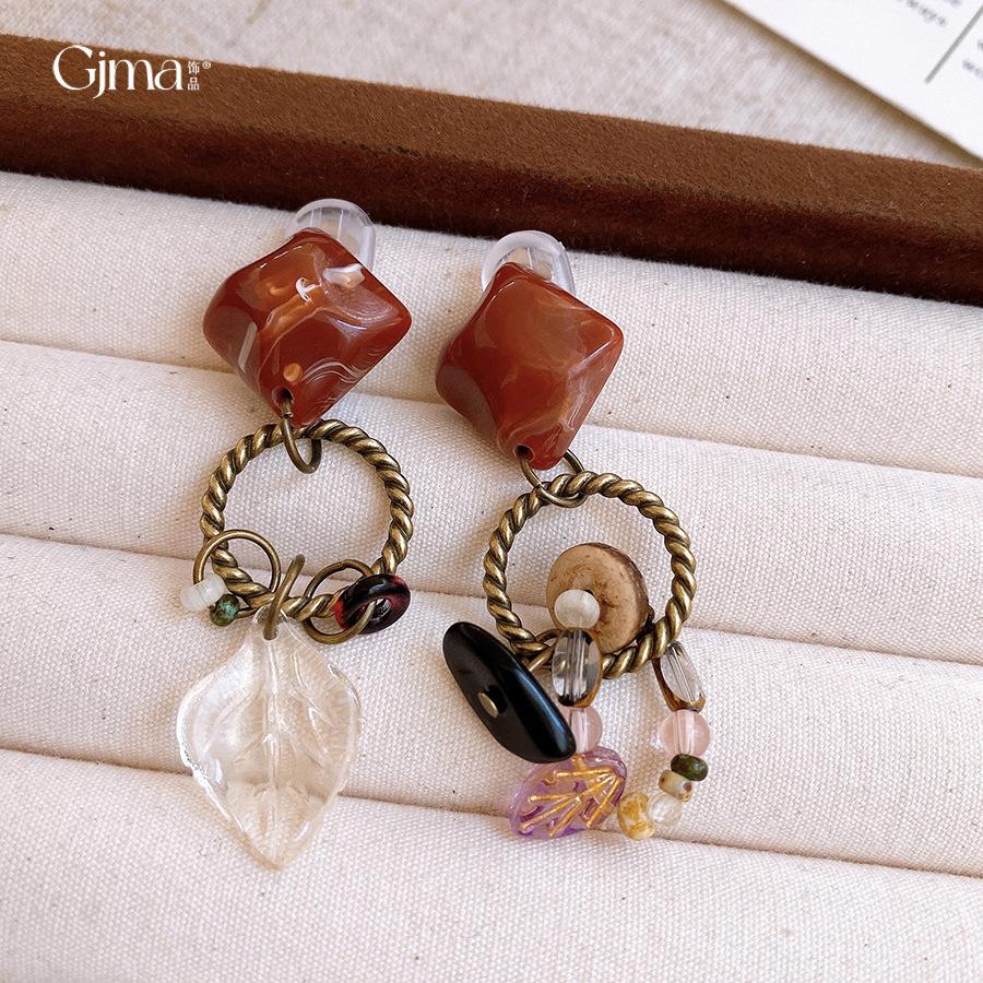 Vintage resin rhombus leaf fringed ear clips for women without earrings, niche earrings for women