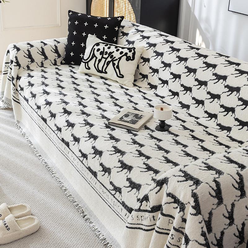 Anti-cat scratch winter plush sofa towel 2025 new seat cushion light luxury high-end universal cover full cover cloth blanket