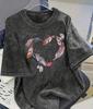 Damen Feder Herz Muster T-Shirt Vintage Gewaschen Schwarz Kurzarm Rundhals Lässig Locker Streetwear Boho Stil T-Shirts Tops