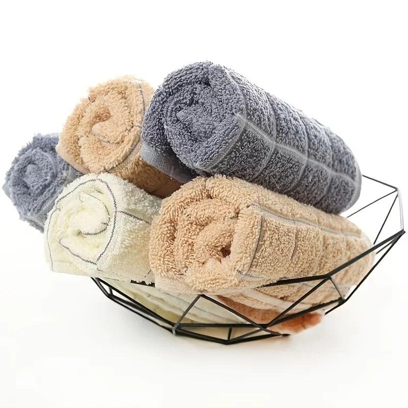 3 Absorbent Soft Towels for Quick Drying Suitable for Daily Use