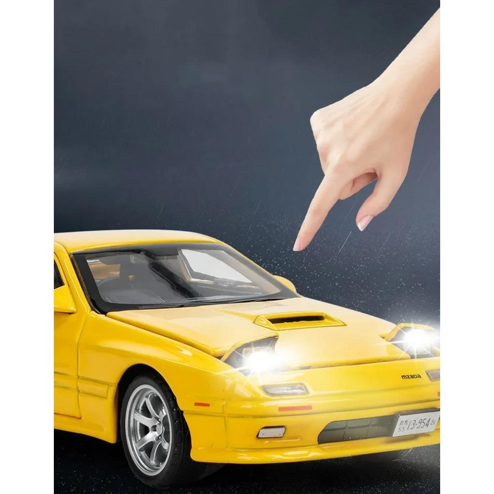 1/32 Mazda RX-7 Alloy Car Modelo Diecast Metal Sports Vehicles Modelo Alta Simulação Som e Luz Coleção Crianças Brinquedo Presente