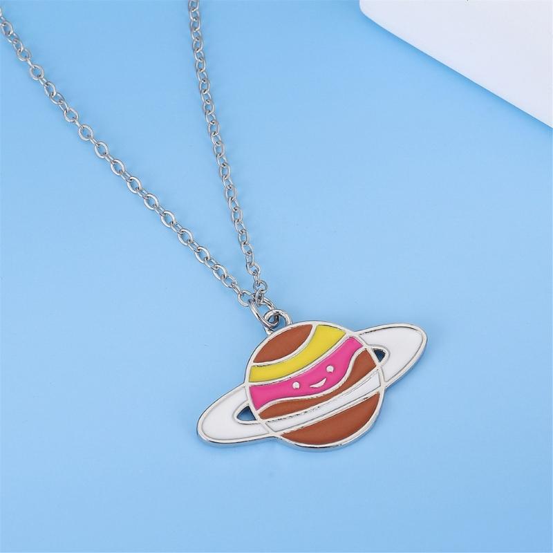 Hip Hop Style Collarbone Chain Planet Pendant Necklace Fashionable and Trendy Neckchain Jewelry Neck Chain Accessories
