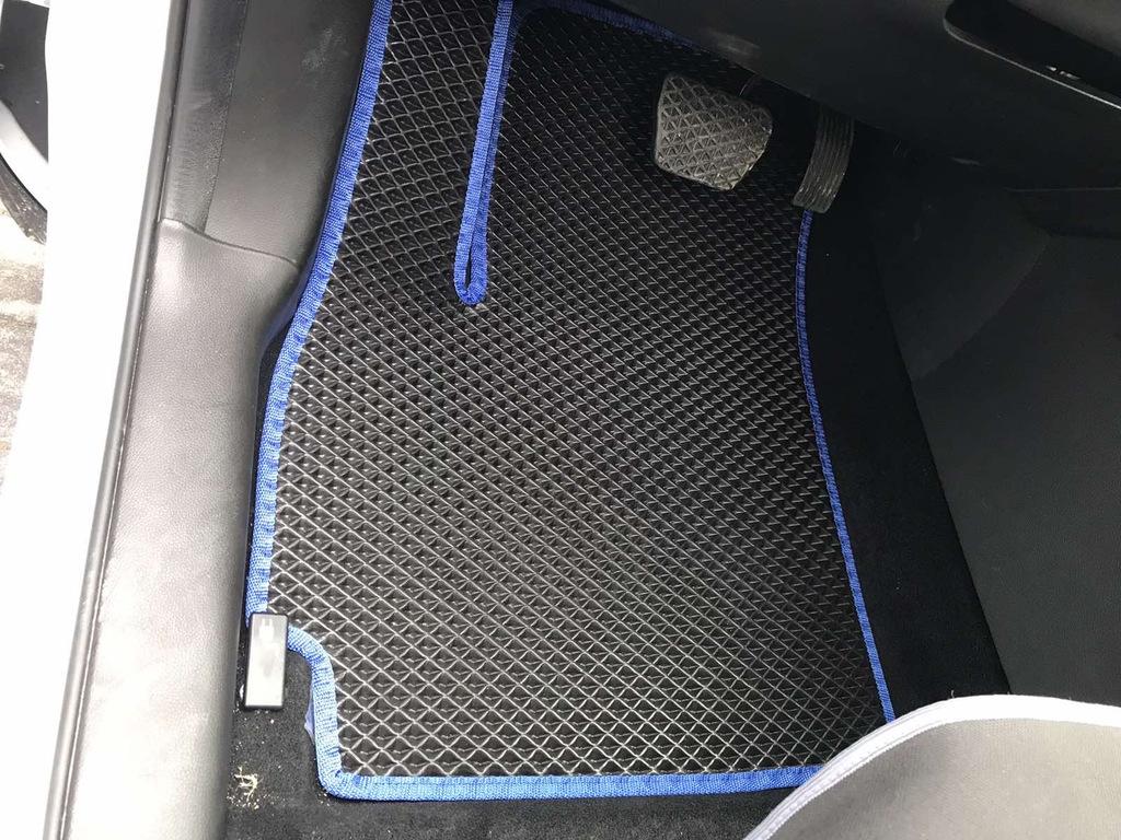 Коврики EVA (черные) для Cowin Showjet