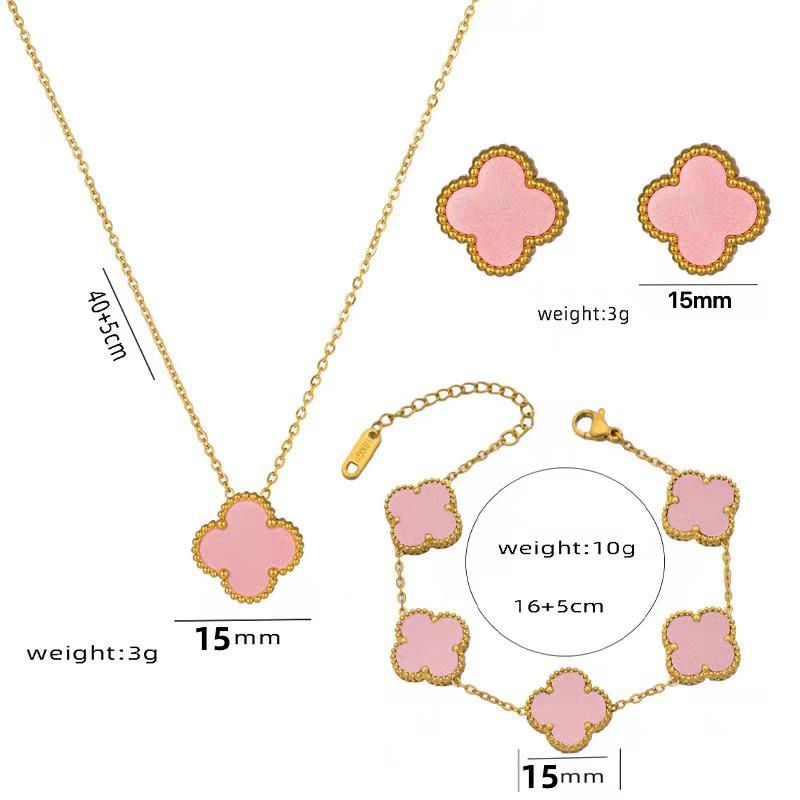 Trendy Clover Bracelet: Women's Korean Simple Design with Mother-of-Pearl and Titanium Steel, Featuring Five Floral Motifs.