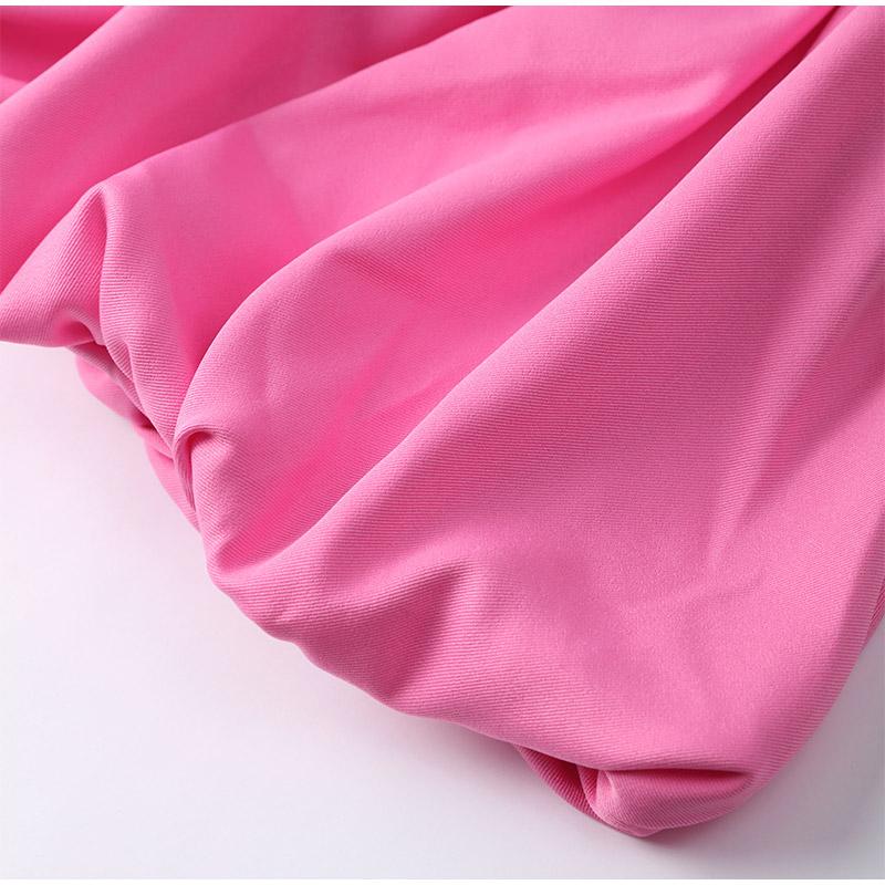 Вязаное плиссированное бальное платье с открытой спиной — фото 12