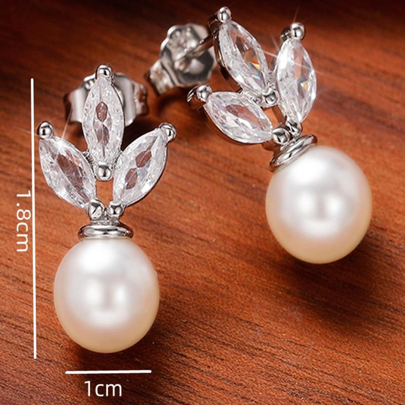 European and American women's fashionable and simple pearl earrings with personality, sweet and creative temperament, versatile earrings