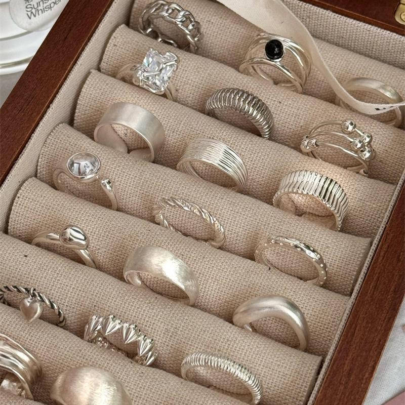 Retro S plain ring, non-fading light luxury index finger ring, open ring.