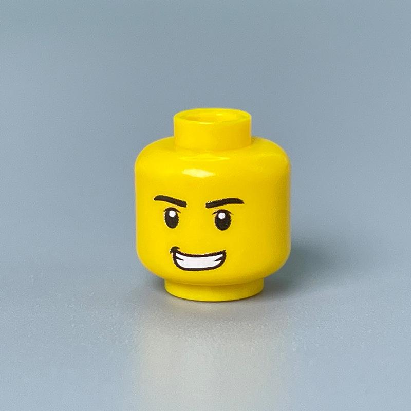 Building Block Minifigure Heads Set – Facial Expressions in Yellow