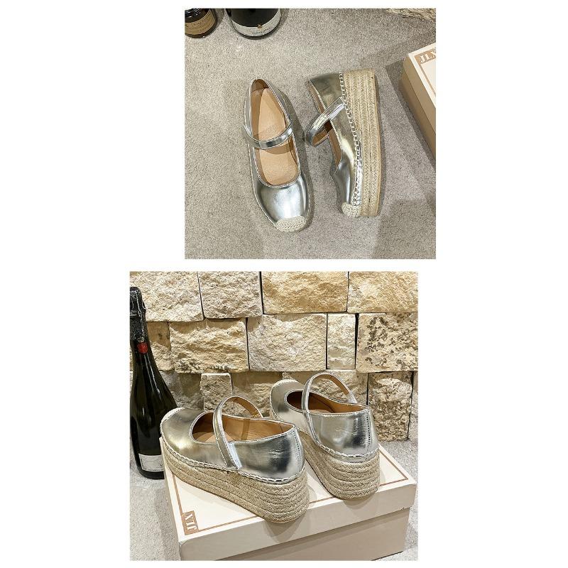 A New Fashionable and Elegant Single-shoe Woman with Thick-soled Mary Jane Shoes