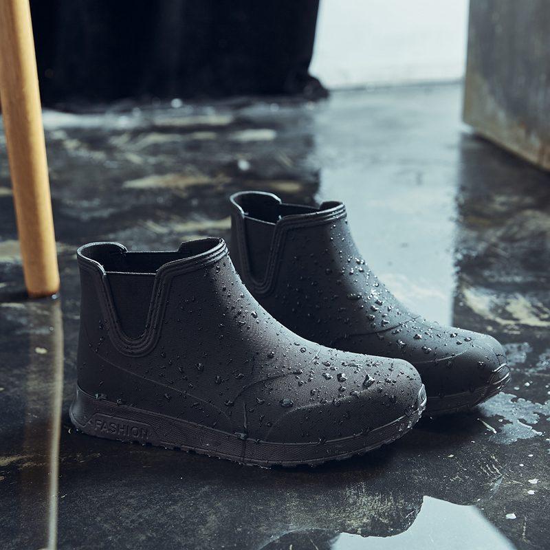 Men's 2025 new rain shoes spring fishing rain boots kitchen labor insurance work water shoes men's short water shoes