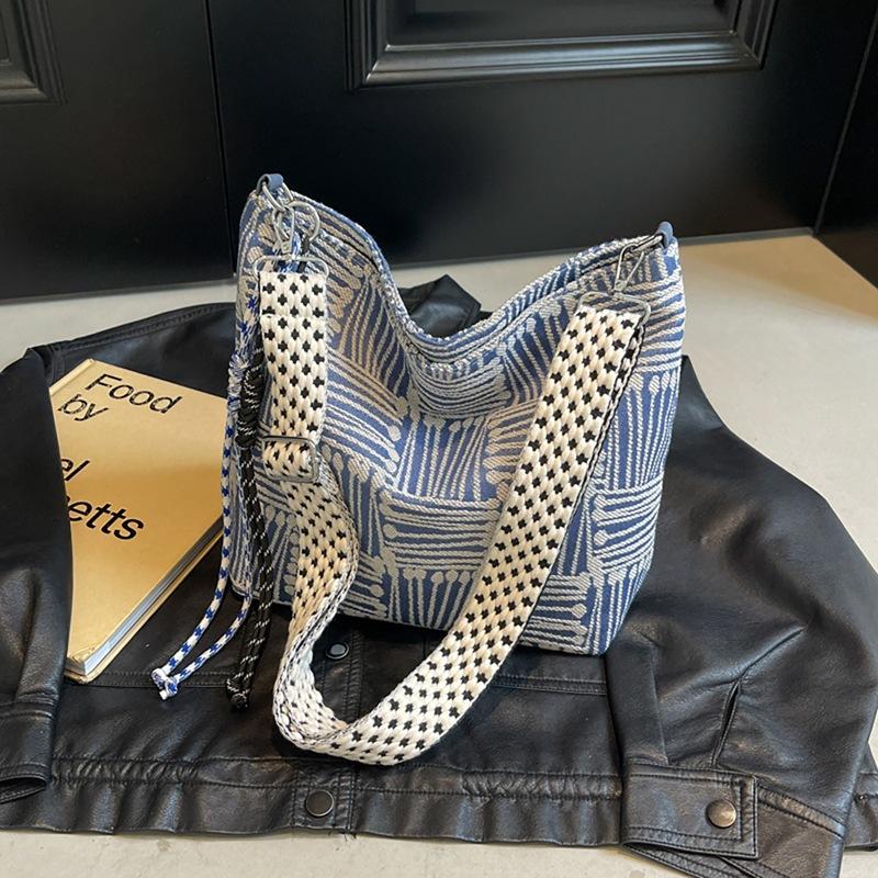 

Tote Bag Canvas Bag Women S Bag Versatile Large Capacity Shoulder Bag Crossbody Commuter Bag синій