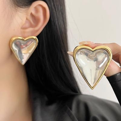 New Fashion Retro Heart Earrings 3D Transparent Exquisite and Elegant Ear Ornaments Unique Korean Heart-Shaped Studs Earrings