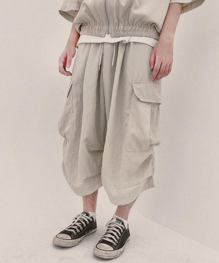 Nainneoscheu Street Shape Octave Shorts_Beige