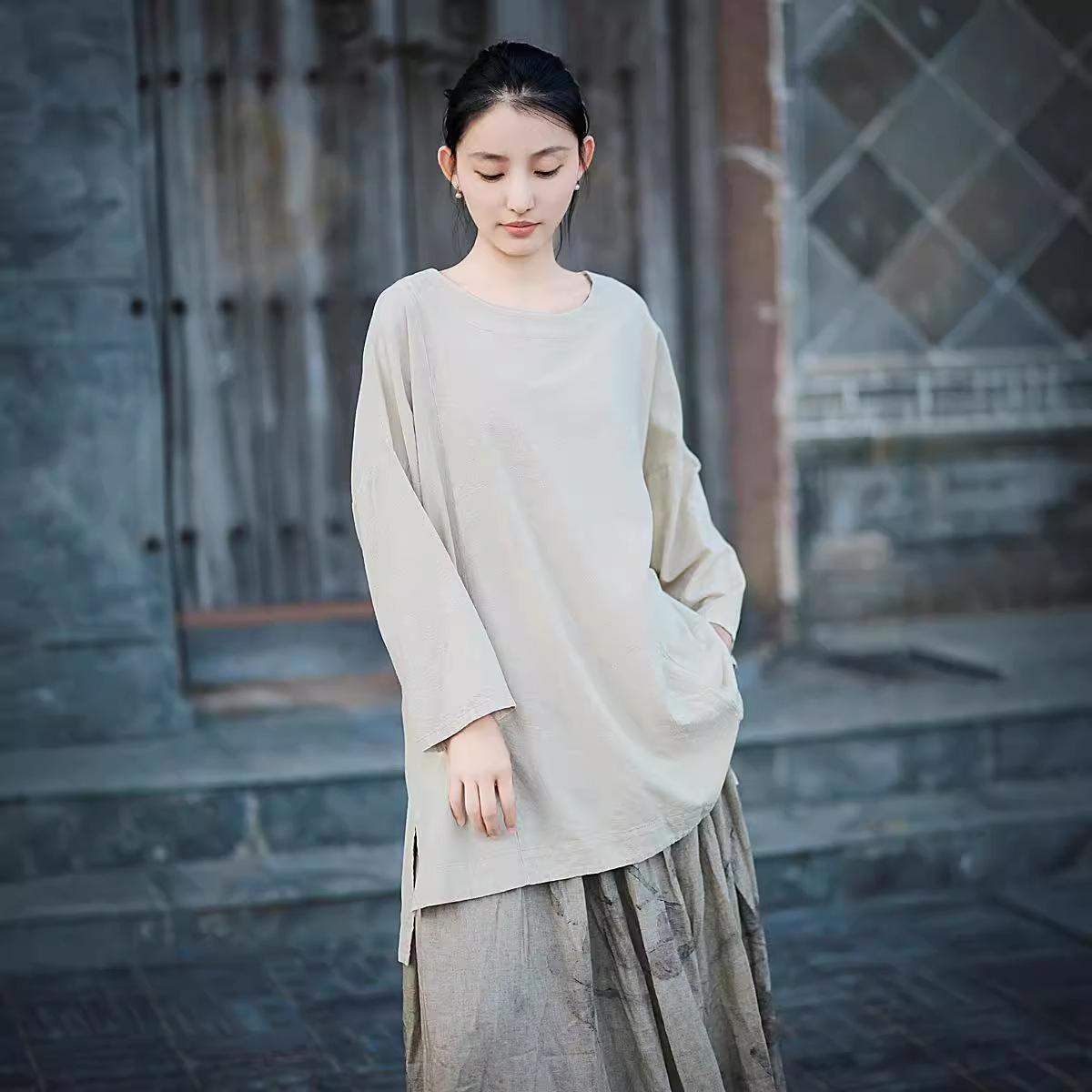 

Johnature Женская осенняя свободная футболка Devise с длинными рукавами и круглым вырезом, однотонная свободная ретро-футболка One Size бежевый