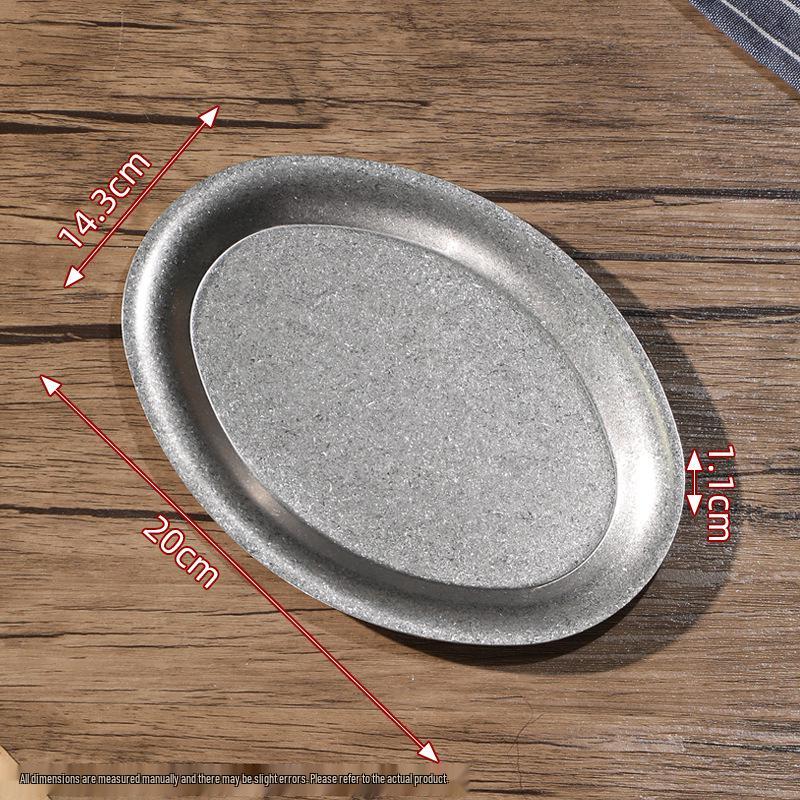 

Retro Stainless Steel Oval Plate – Egg-Shaped Tray for Western Food, Barbecue, and Desserts