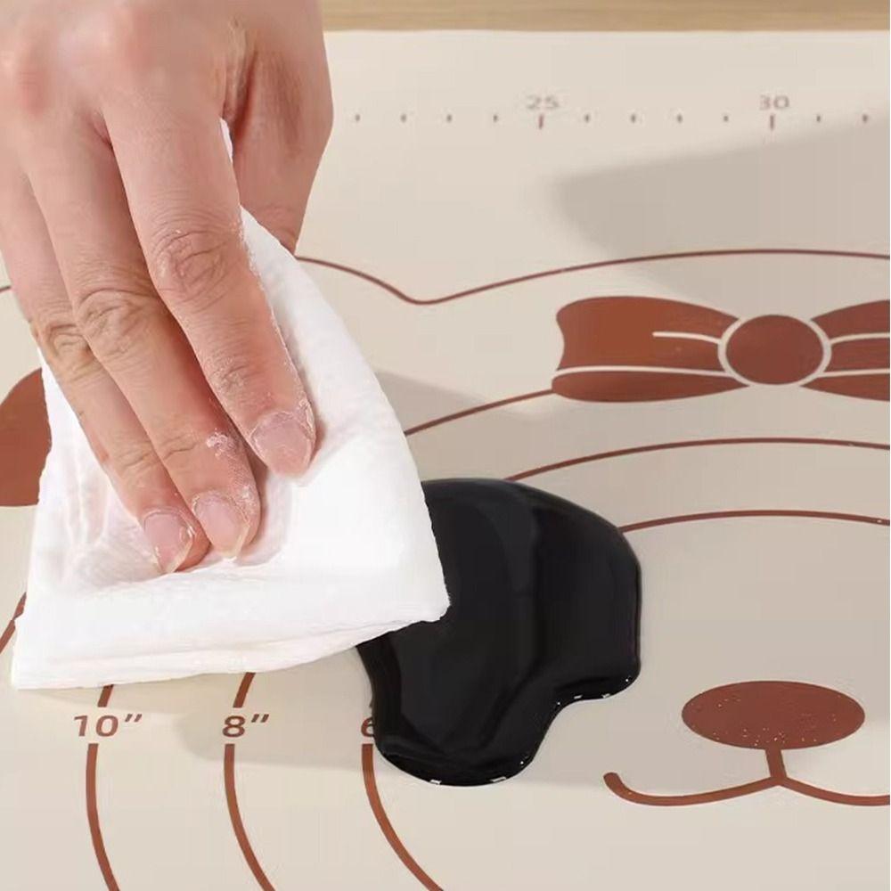 New Non-slip Silicone Dough Mat Kitchen Supplies Thickened Pizza Dough Mats Baking Rolling Board Dough Kneading Chopping Board