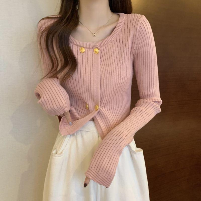 QICED Retro Square Collar Soft Knit Cardigan Women's Autumn and Winter Design Sense Niche All-match Short Sweater Top