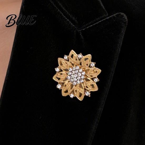 Hollow Flower Brooch Rhinestone Brooch Alloy Floral Decorative Lapel Pin Metal Vintage Clothing Jewelry for Wedding Party Prom Embellishment Pin
