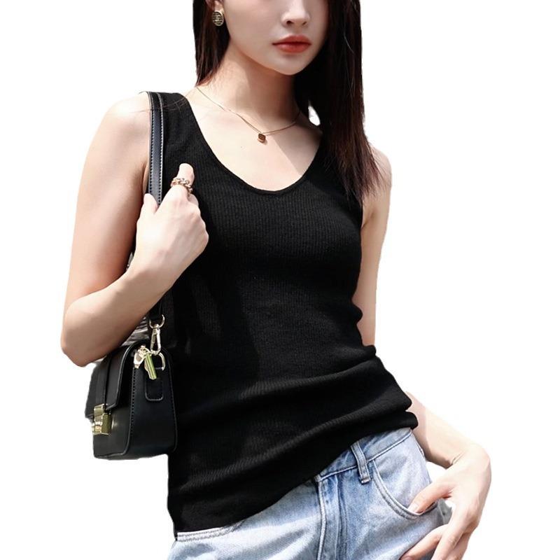 New pure wool nude chicken heart collar knitted suspender women's singles wear stacked wear 0 wool collar bottoming vest top