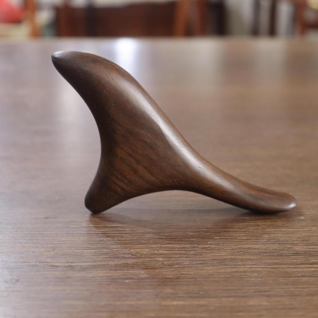 Golden Sandalwood Triangle Sparrow Multifunctional Massager Foot Therapy Foot Acupuncture Massage Stick Foot Meridian Scraping Tool